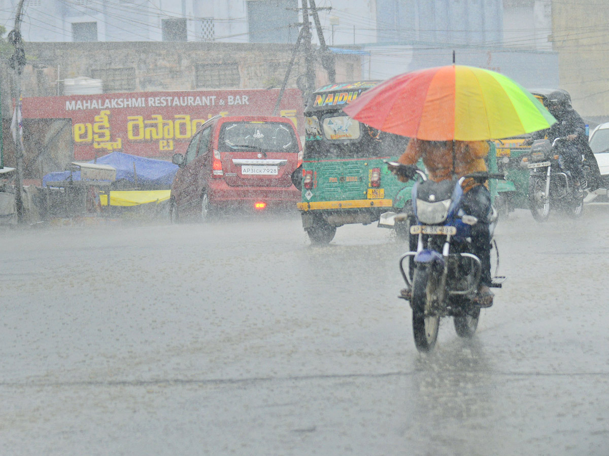 Heavy rains and thunderstorm in both Telugu states  - Sakshi22