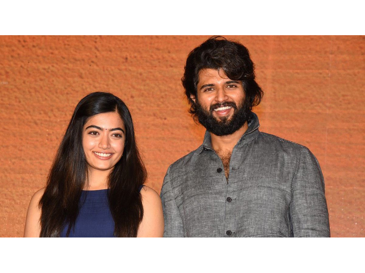 vijay devarakonda rashmika mandanna photos - Sakshi12