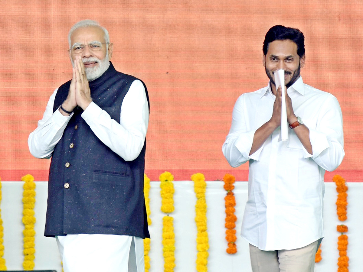 Prime Minister Narendra Modi Visakhapatnam Tour Photos  - Sakshi1