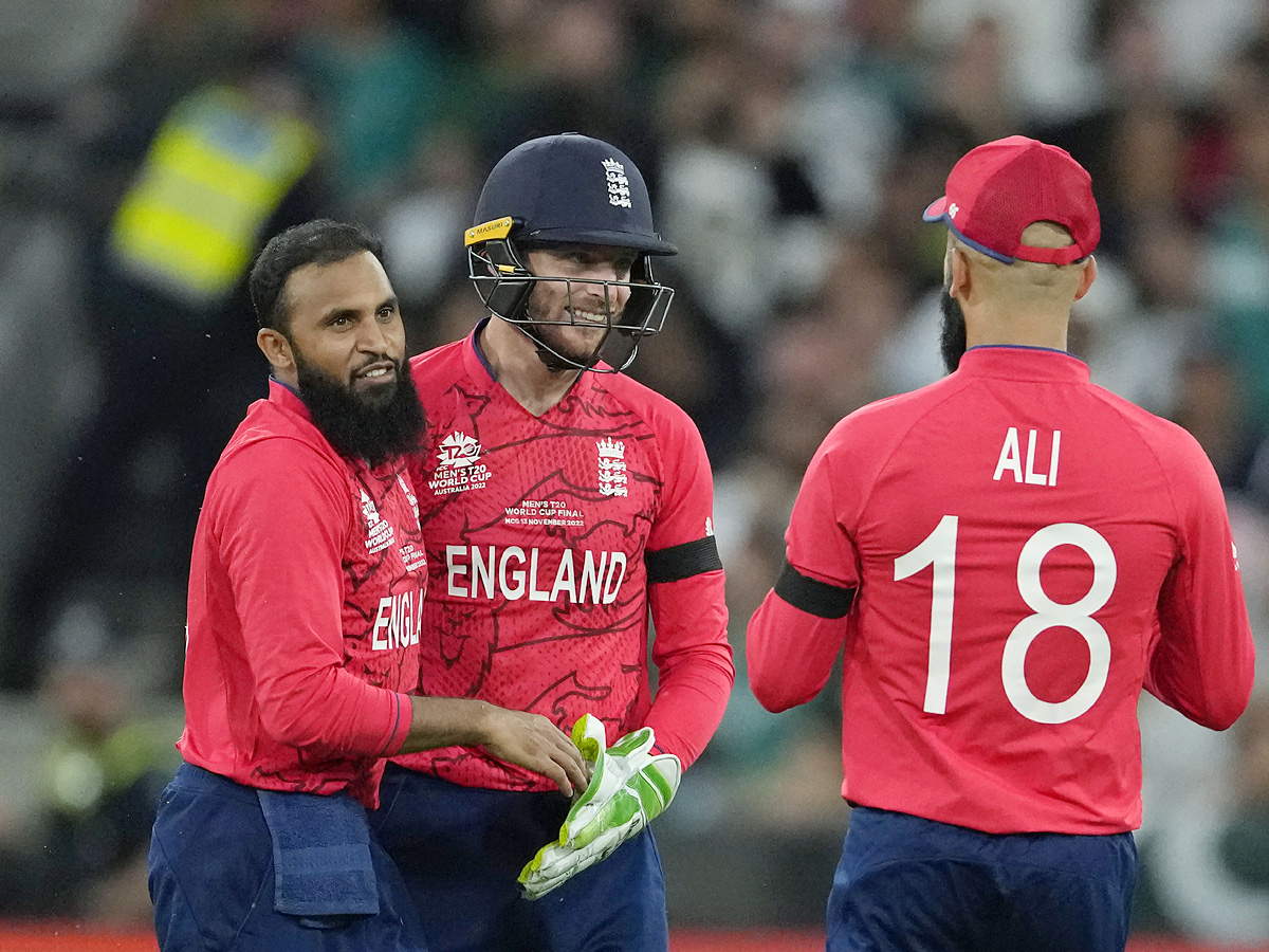 England beat Pakistan by 5 wickets to win T20 World Cup 2022 - Sakshi11