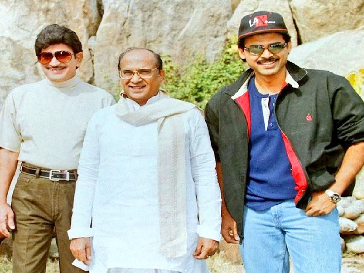 Rare Pictures Of Krishna Met With Political And Cine Celebrities - Sakshi7