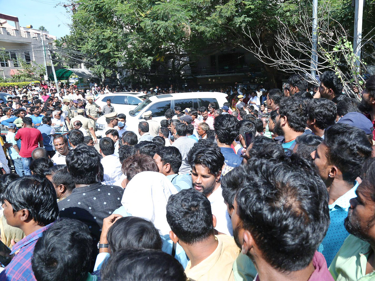 Superstar Krishna Funeral PHoto Gallery - Sakshi37