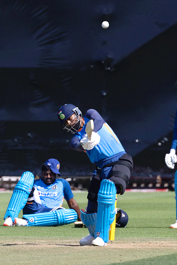 Team India Players Practice Photos For 1st T20 IND Vs NZ - Sakshi19