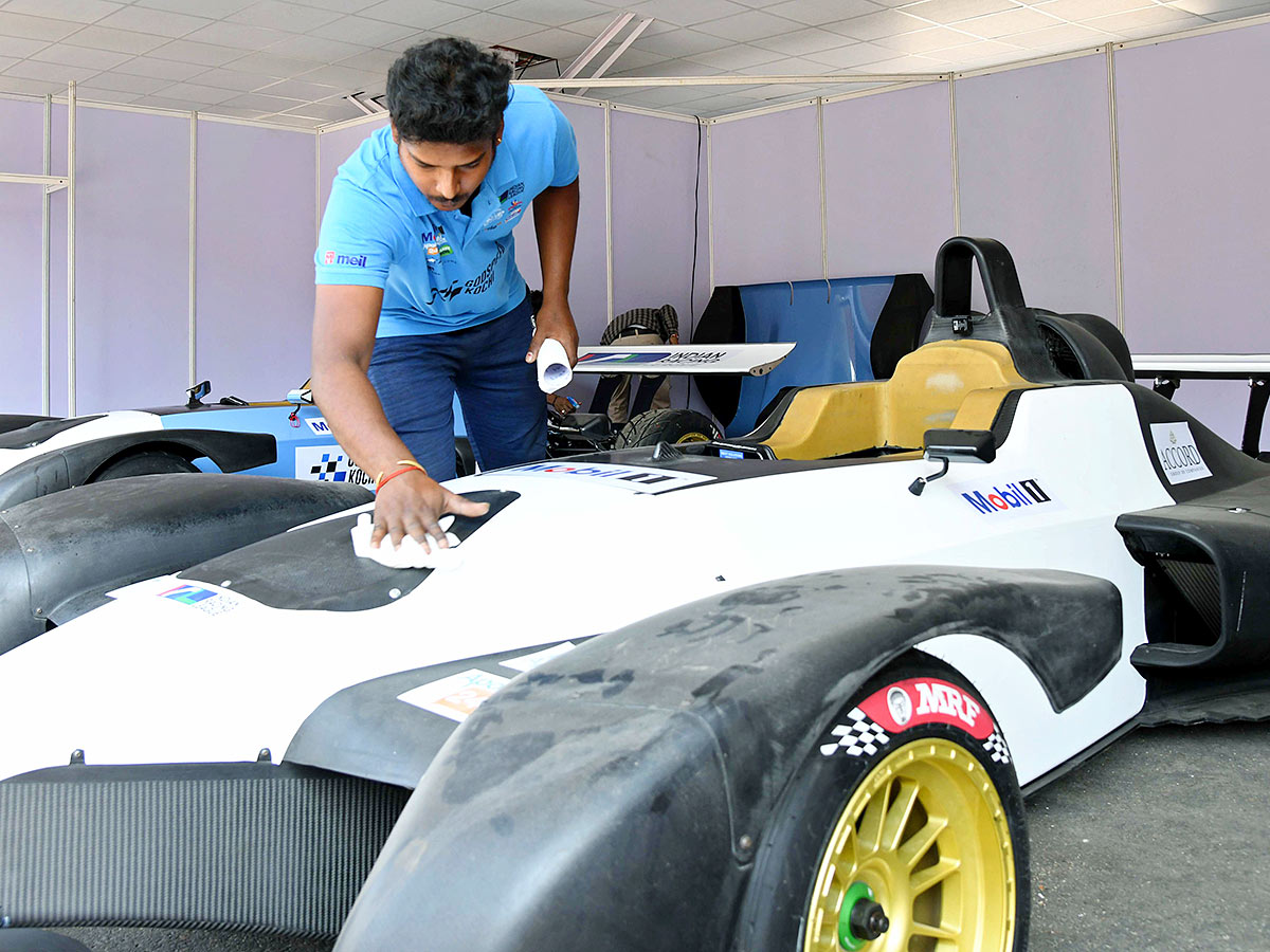 Hyderabad Get Ready For Formula E Race Photos - Sakshi26