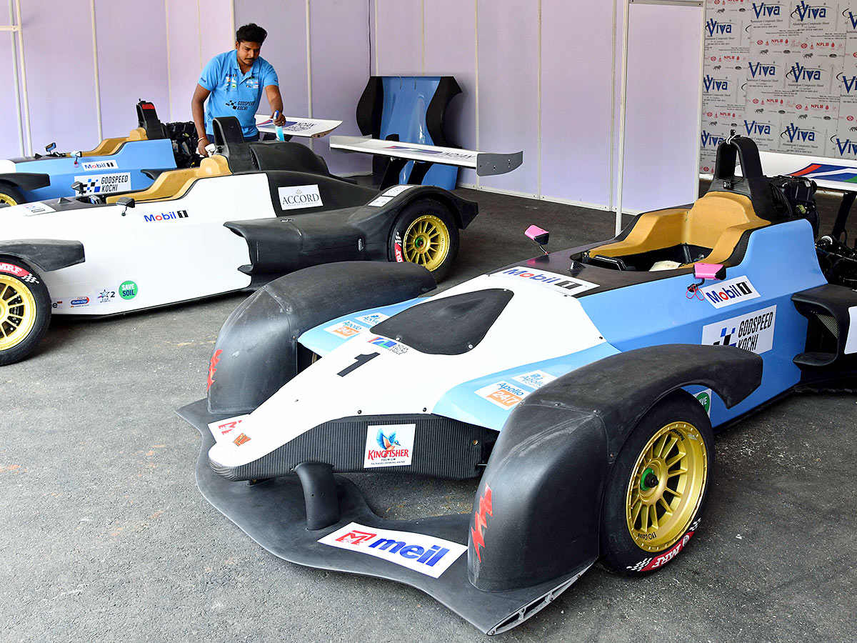 Hyderabad Get Ready For Formula E Race Photos - Sakshi31