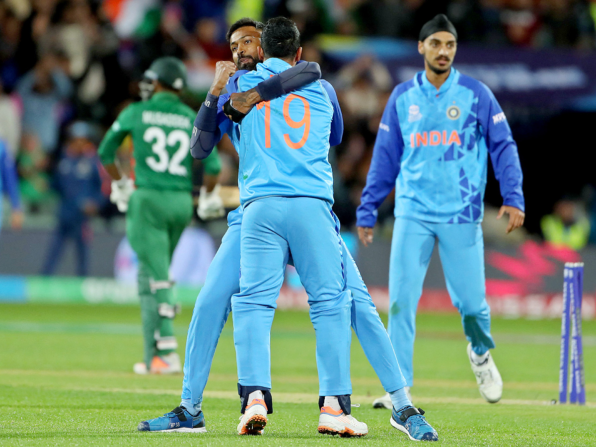 India beat Bangladesh by 5 runs Photo Gallery - Sakshi13