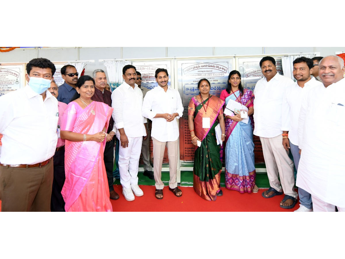 CM YS Jagan visit Narasapuram Tour West Godavari District Photo Gallery - Sakshi13