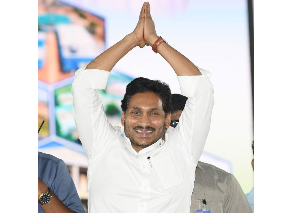 CM YS Jagan visit Narasapuram Tour West Godavari District Photo Gallery - Sakshi9