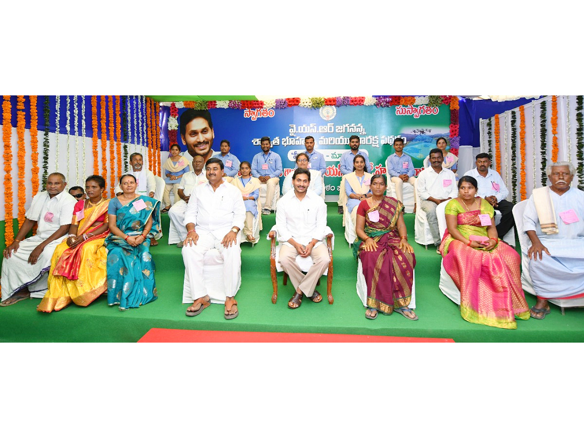 CM Jagan Narasannapeta Tour Srikakulam District Photo Gallery - Sakshi18