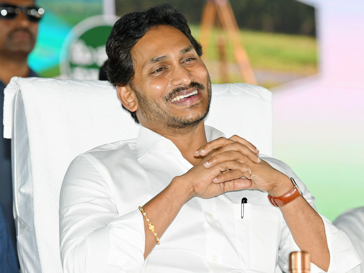 CM Jagan Narasannapeta Tour Srikakulam District Photo Gallery - Sakshi24