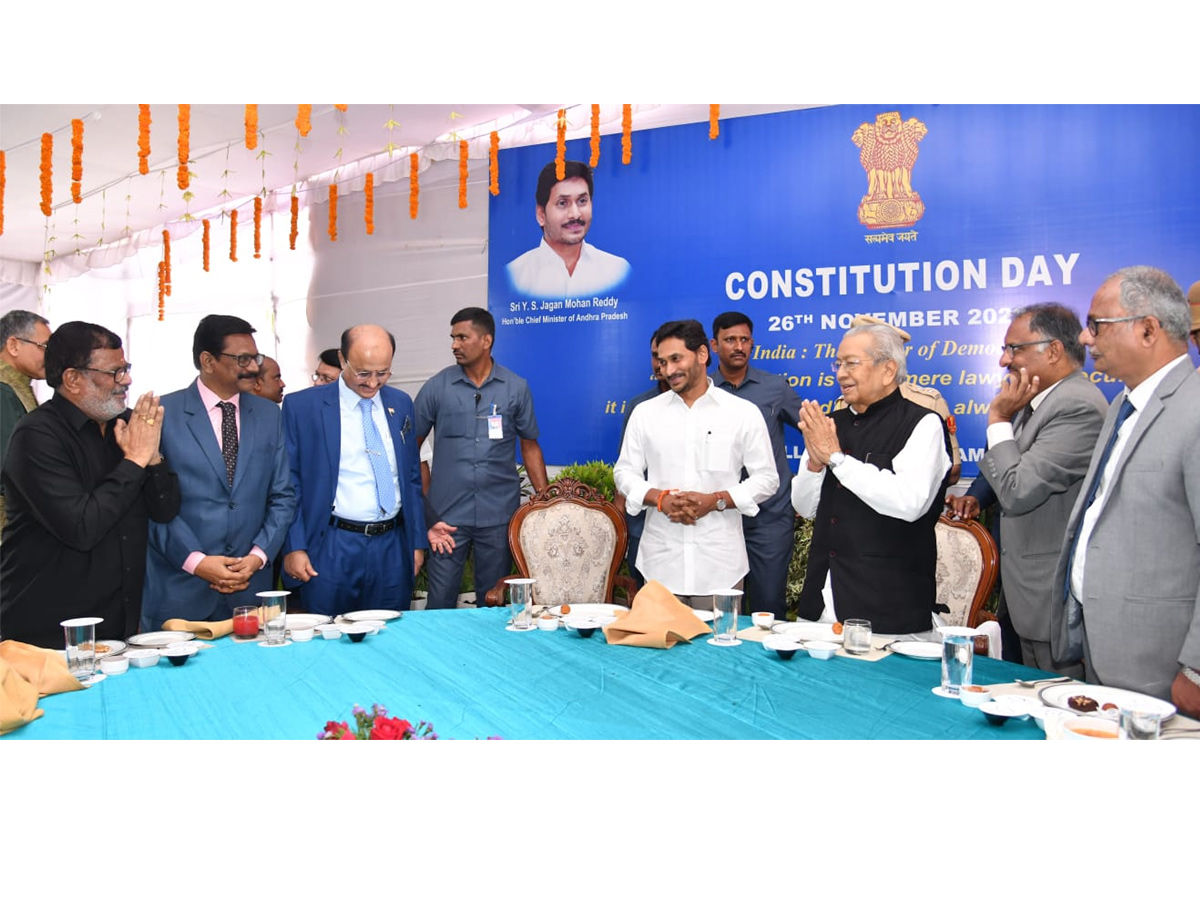 CM Jagan and Governor Biswabhusan Harichandan Participate Constitution Day Celebrations PHoto Gallery - Sakshi4