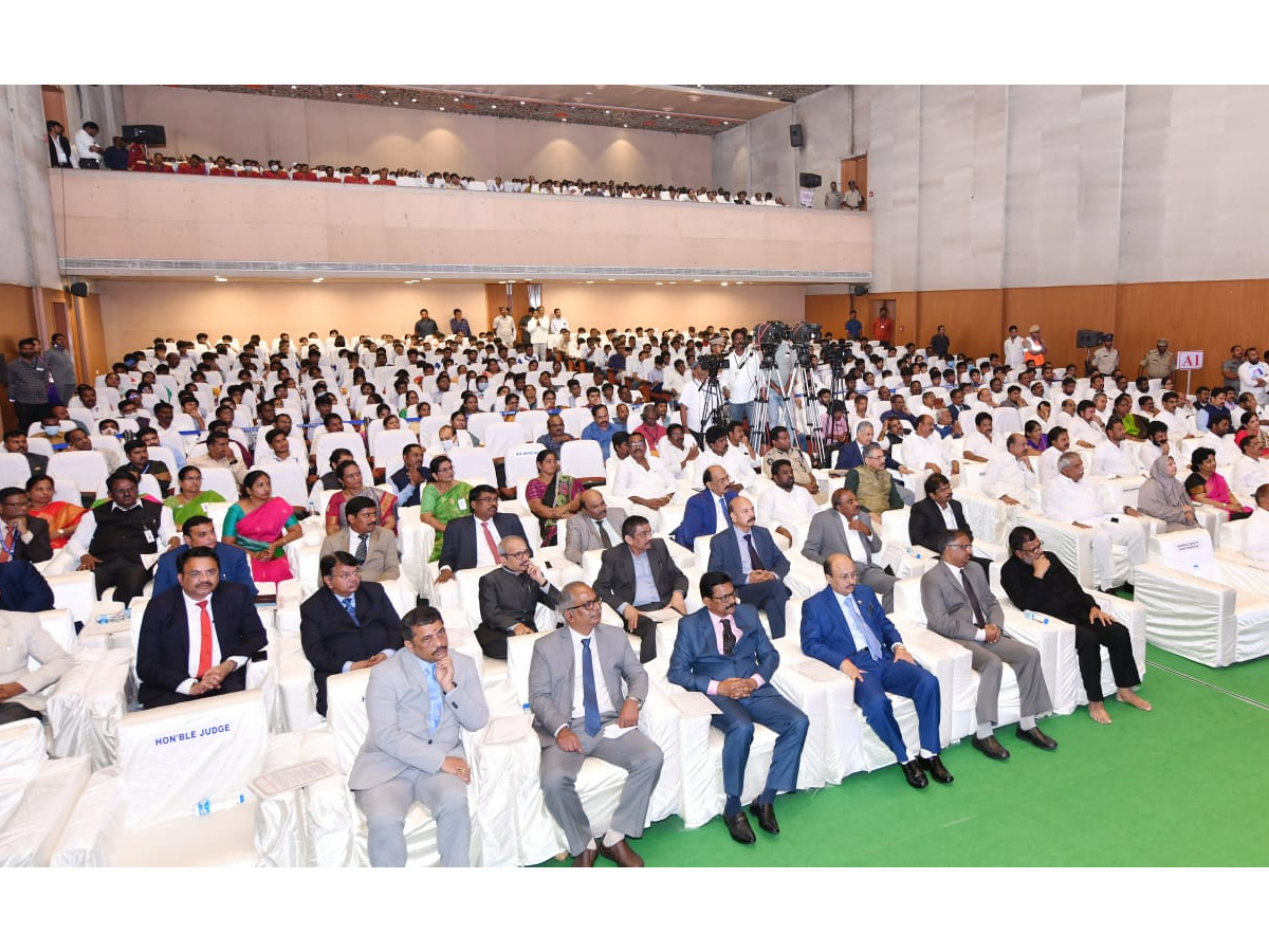 CM Jagan and Governor Biswabhusan Harichandan Participate Constitution Day Celebrations PHoto Gallery - Sakshi10