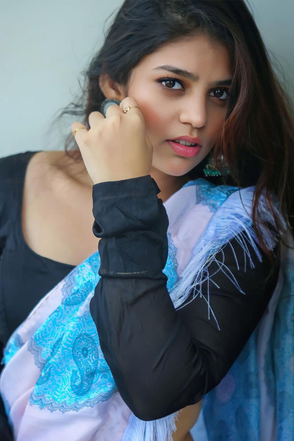 Masooda Movie Actress Bandhavi Sridhar Viral Photos - Sakshi3