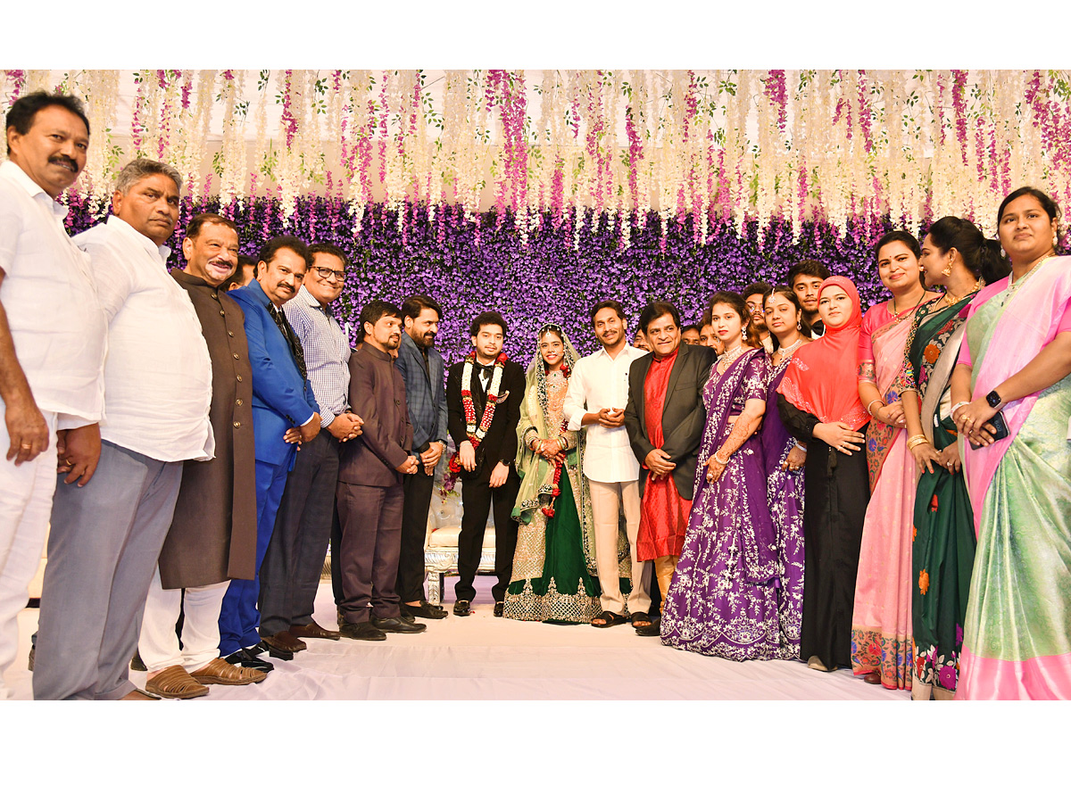 AP CM YS Jagan Attends Alis Daughter Wedding Reception Photo Gallery - Sakshi1