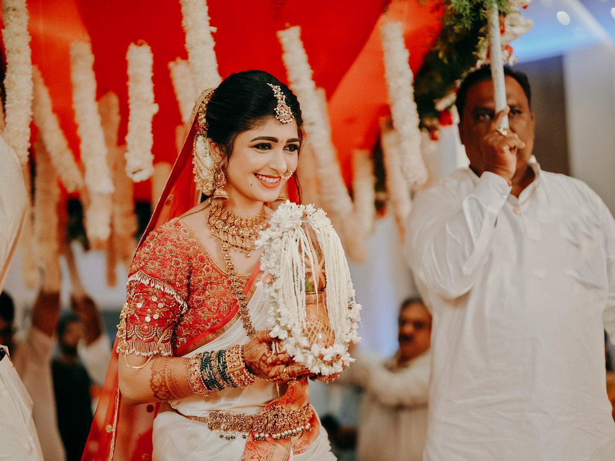 Kannada Actor Aditi Prabhudeva Wedding Photos - Sakshi7