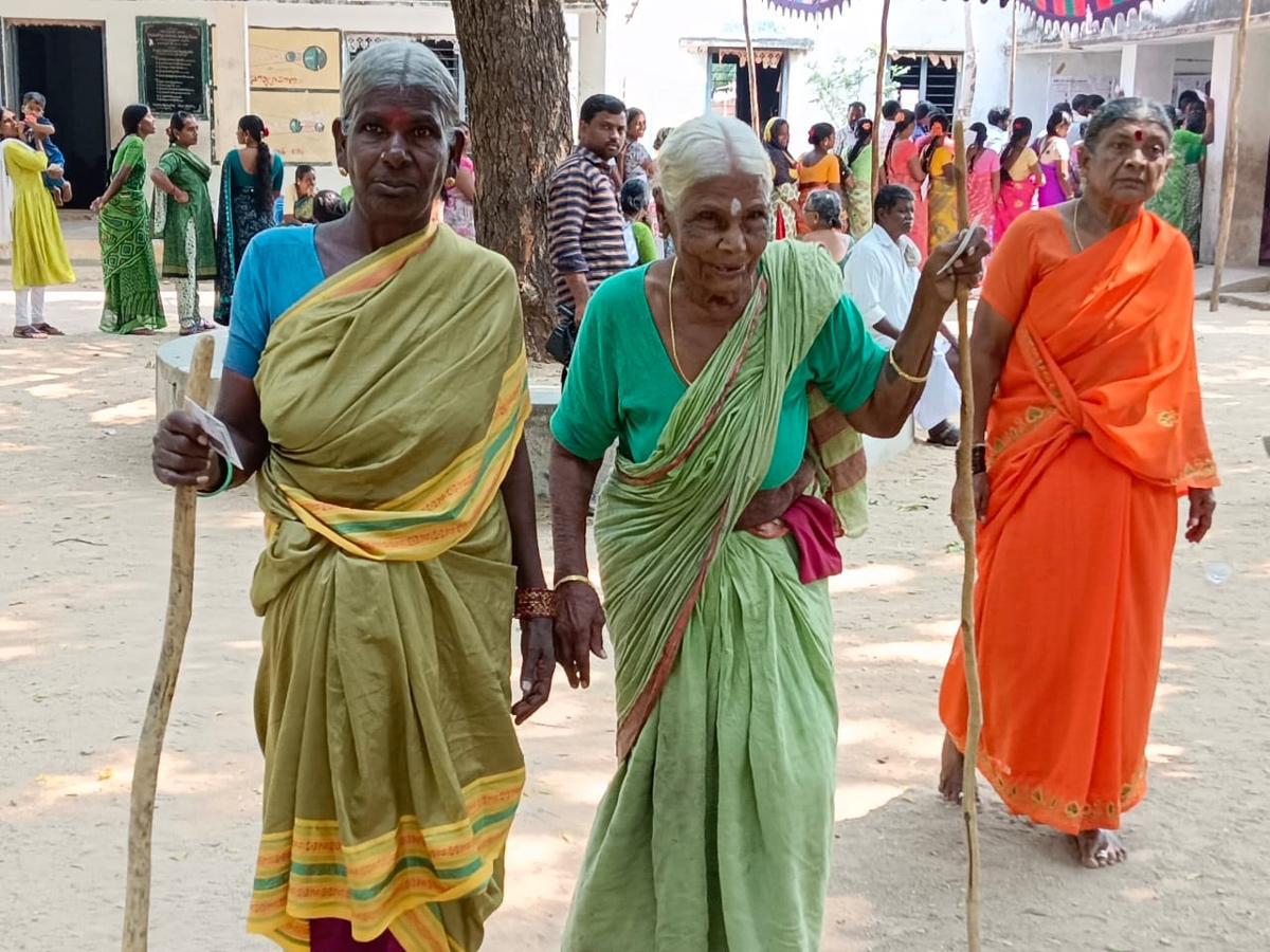 Munugode By Election Polling Photos - Sakshi23