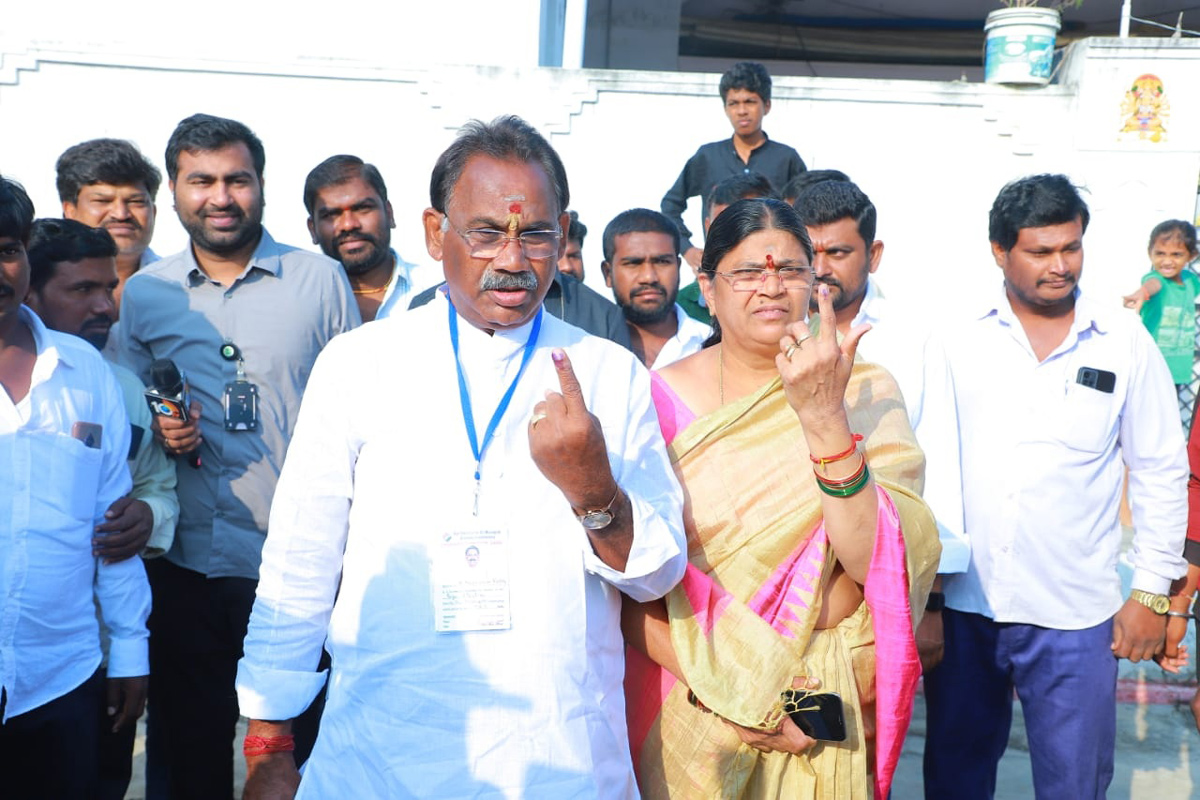 Munugode By Election Polling Photos - Sakshi15