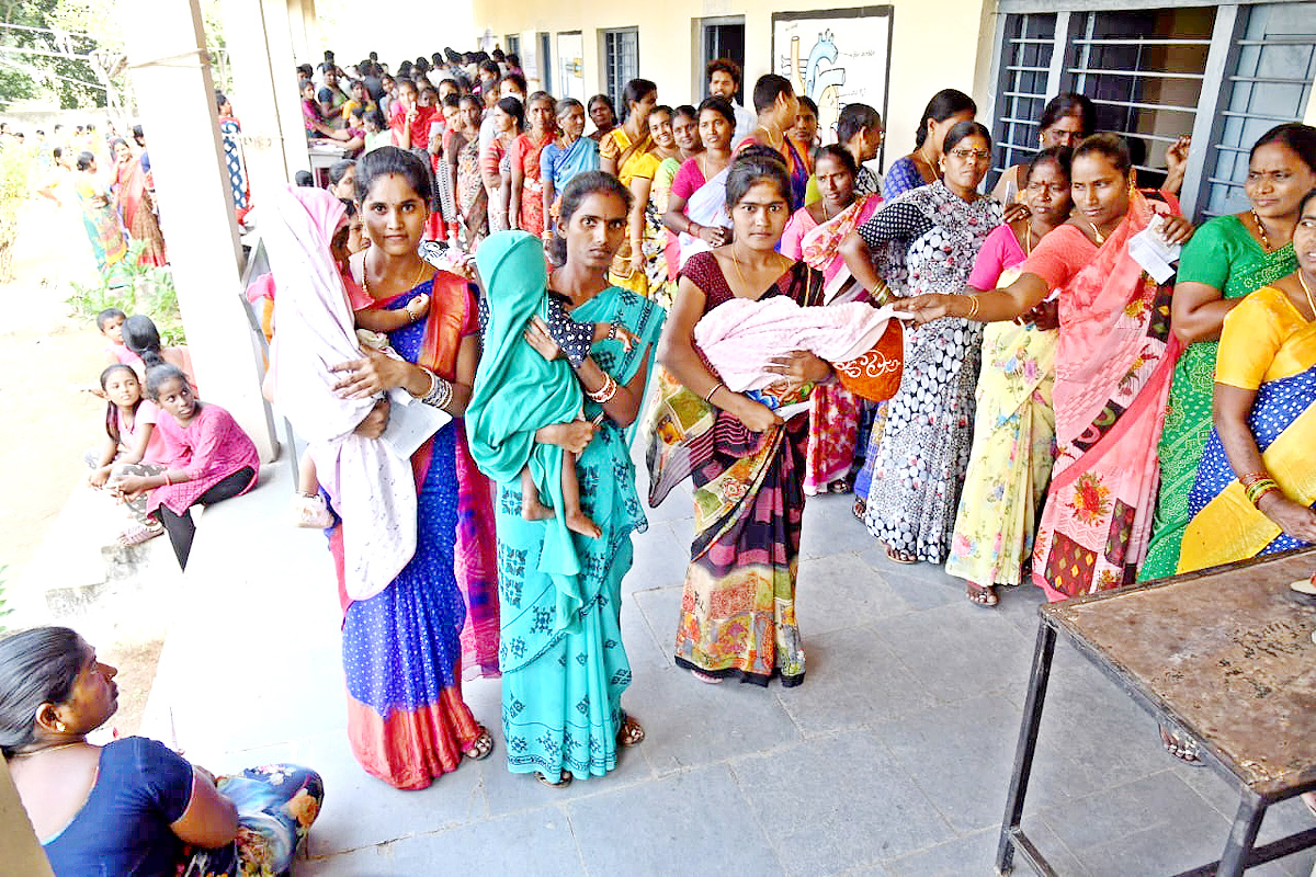 Munugode By Election Polling Photos - Sakshi19