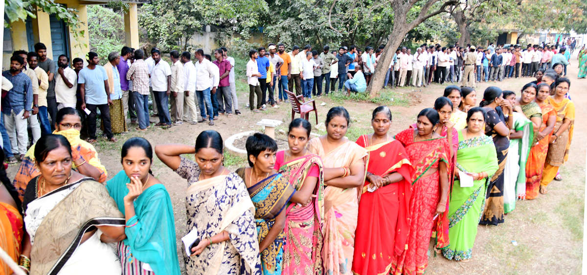 Munugode By Election Polling Photos - Sakshi48