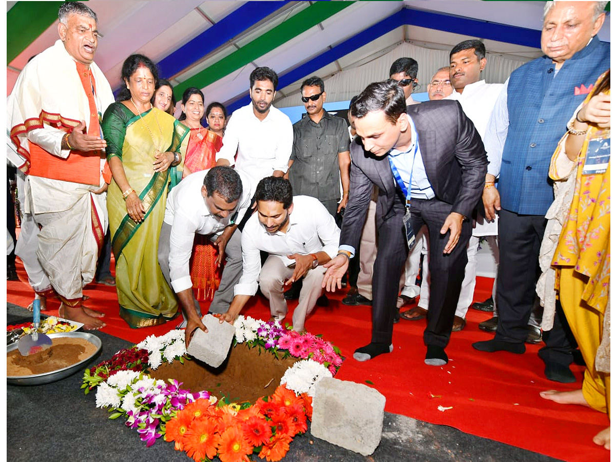 CM Jagan to Lay Foundation Stone to Broken Rice Ethanol Plant Gokavaram East Godavari District - Sakshi1