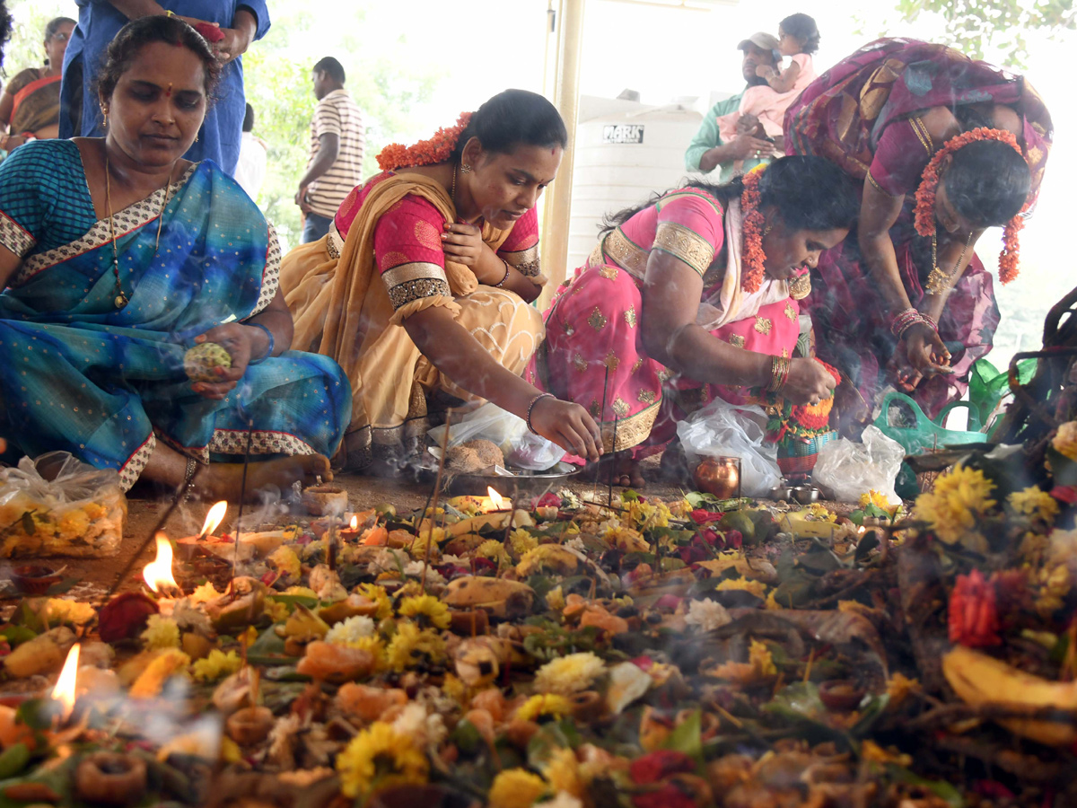 Karthika Masam Ekadasi Pooja - Sakshi2