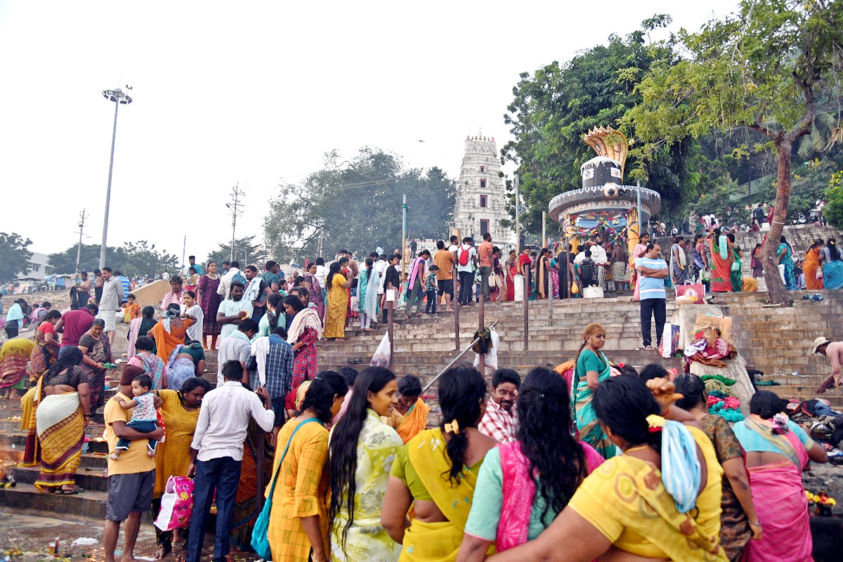 Karthika Masam Celebrations Held at Durga Temple in Vijayawada - Sakshi10