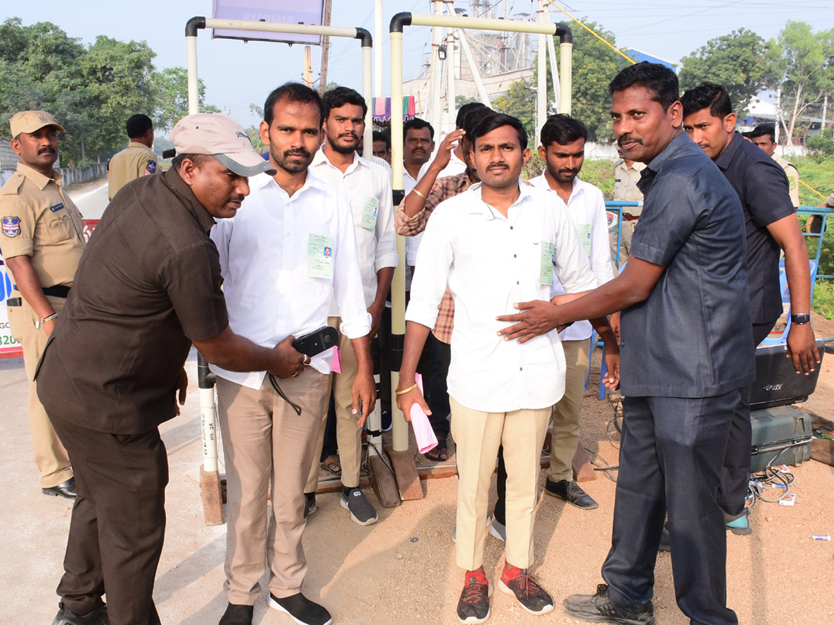 Munugode Bypoll Results 2022 Photos  - Sakshi14