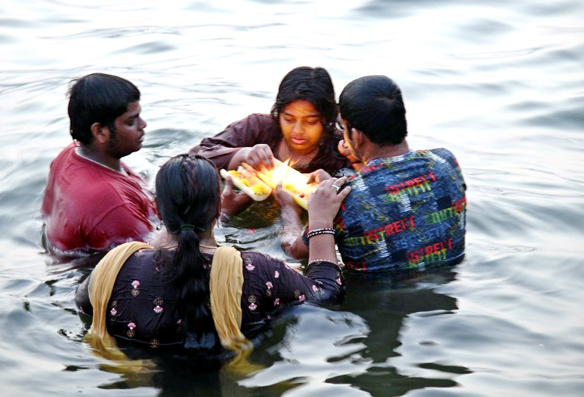 Karthika Masam Celebrations Held at Durga Temple in Vijayawada - Sakshi7