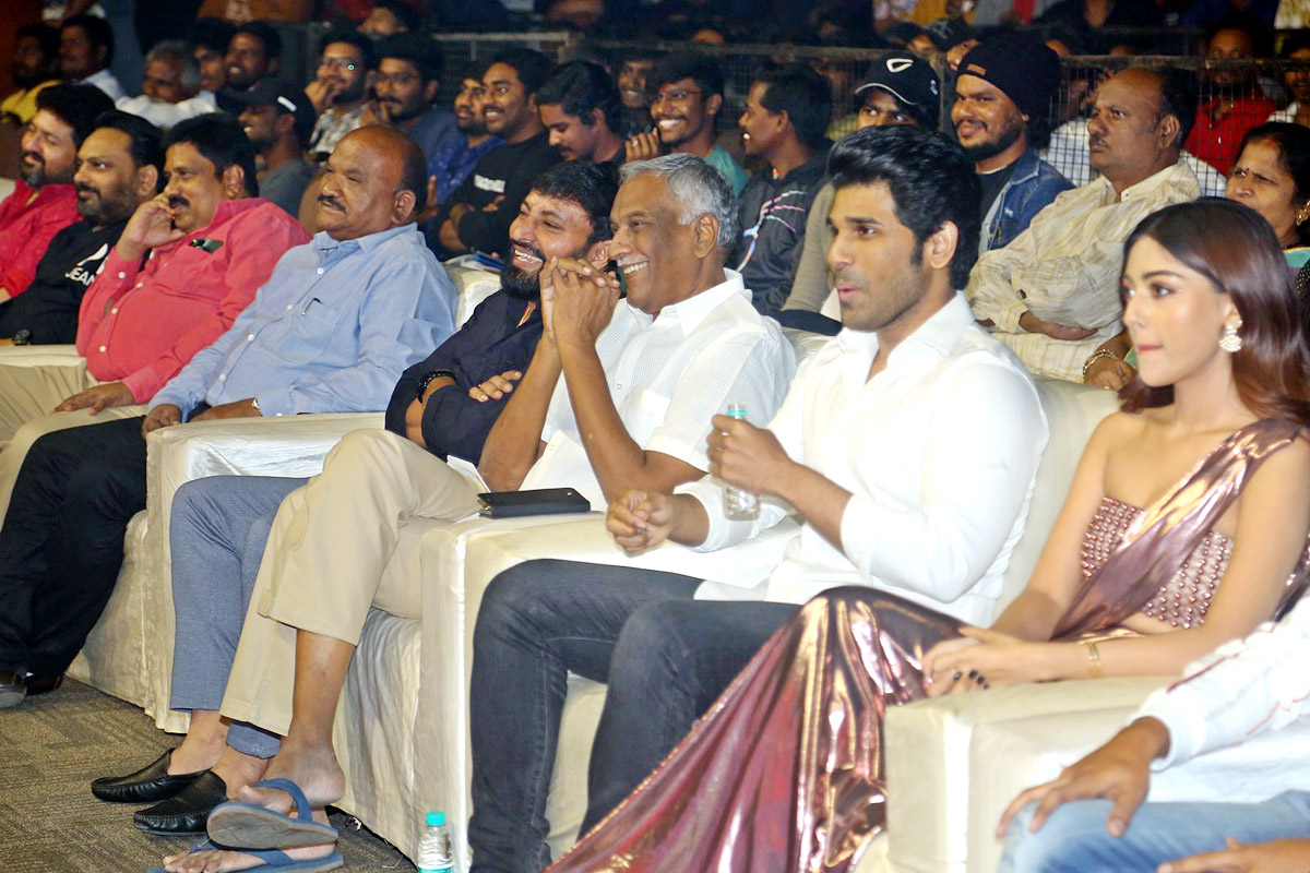 Urvasivo Rakshasivo Blockbuster Celebrations Photo  - Sakshi10