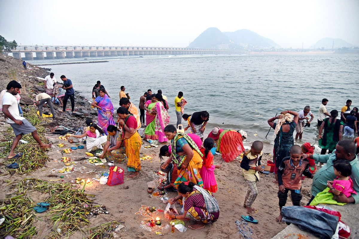 Karthika Masam Celebrations Held at Durga Temple in Vijayawada - Sakshi27