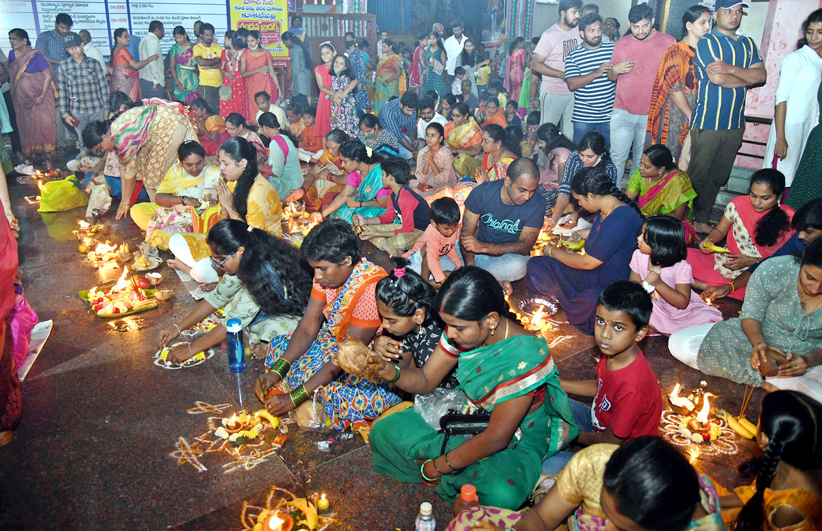 Karthika Pournami: Deep Prajvalana At Temples  - Sakshi2