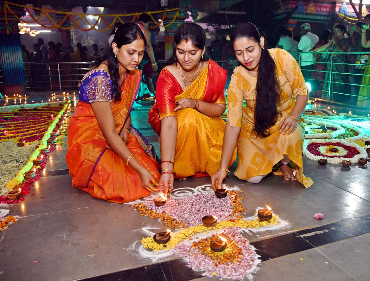 Karthika Pournami: Deep Prajvalana At Temples  - Sakshi1