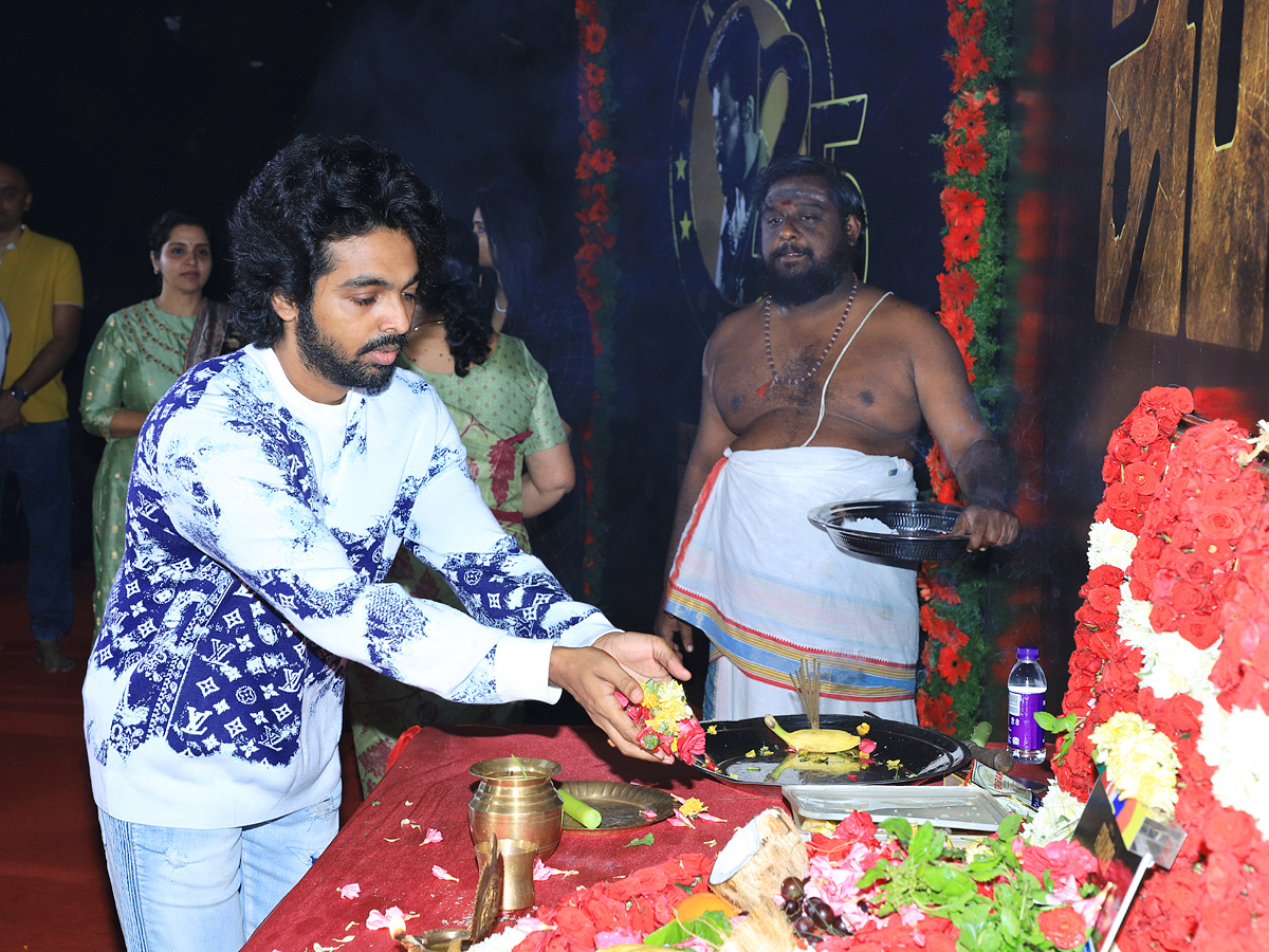 Karthis 25th film Japan Directed by Raju Murugan Photo Gallery - Sakshi6