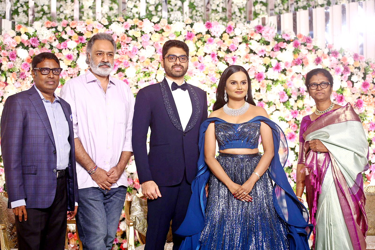 Director Gunasekhar Daughter Neelima Wedding Reception Photos   - Sakshi2