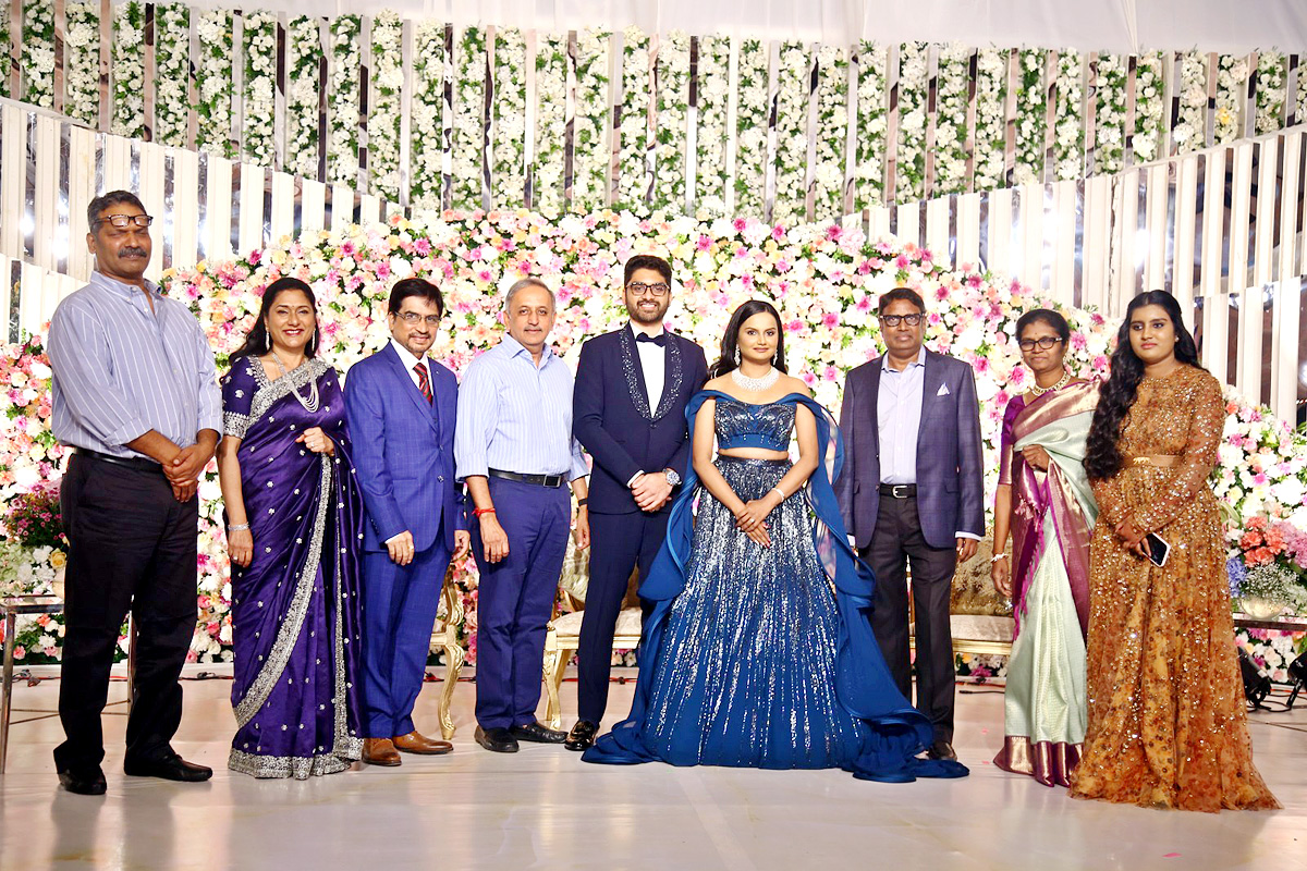 Director Gunasekhar Daughter Neelima Wedding Reception Photos   - Sakshi6