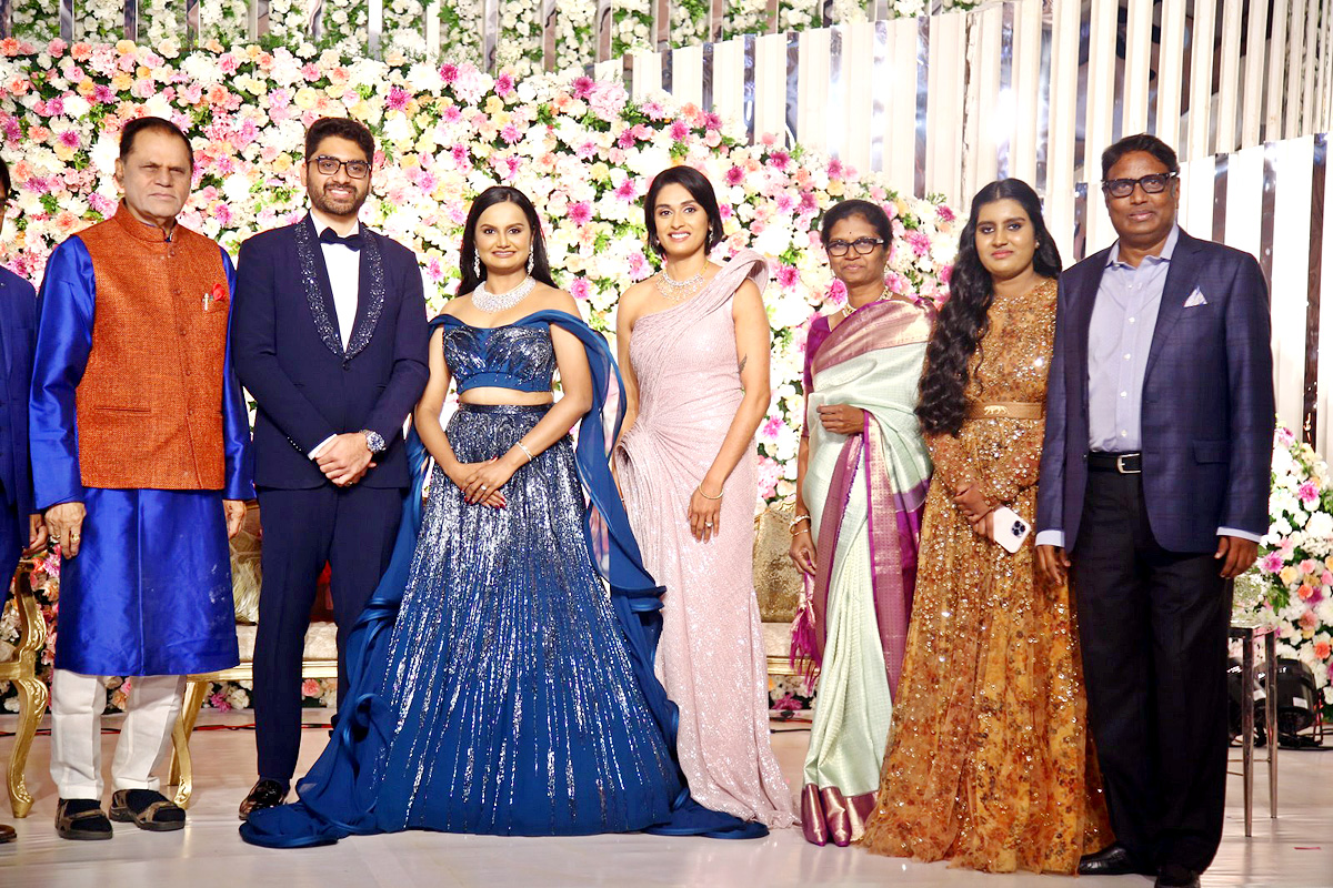 Director Gunasekhar Daughter Neelima Wedding Reception Photos   - Sakshi19