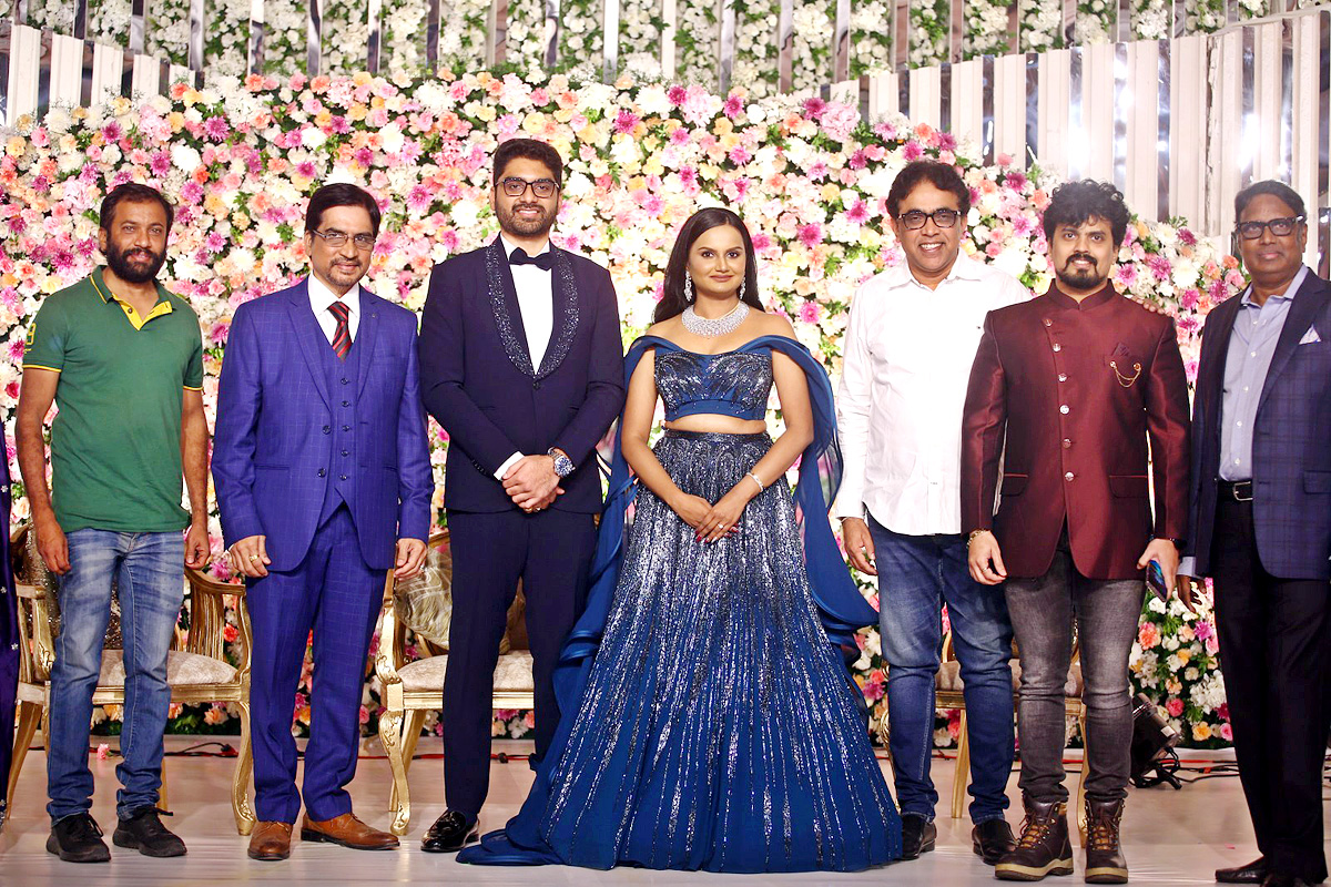 Director Gunasekhar Daughter Neelima Wedding Reception Photos   - Sakshi24