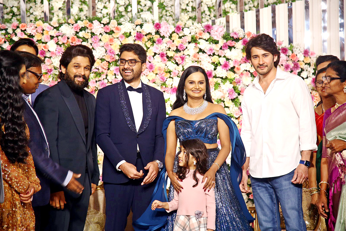 Director Gunasekhar Daughter Neelima Wedding Reception Photos   - Sakshi27