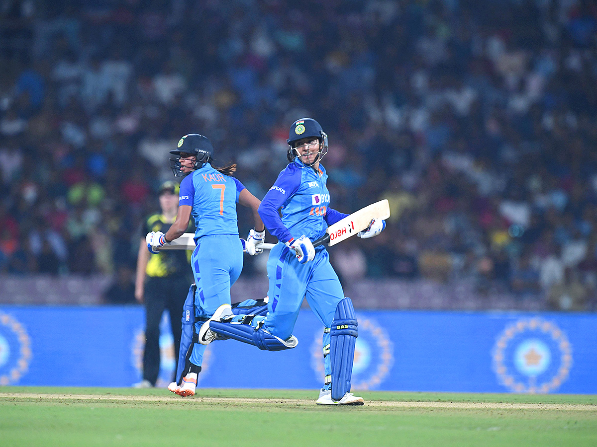 INDWvsAUSW Twenty20 International Cricket Match Pics - Sakshi15