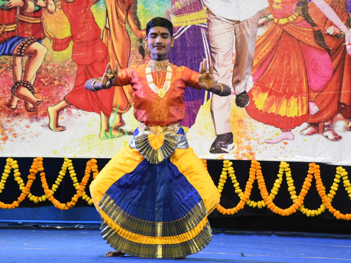 Jagananna Swarnotsava Samskruthika Sambaralu at Visakhapatnam Photos - Sakshi13