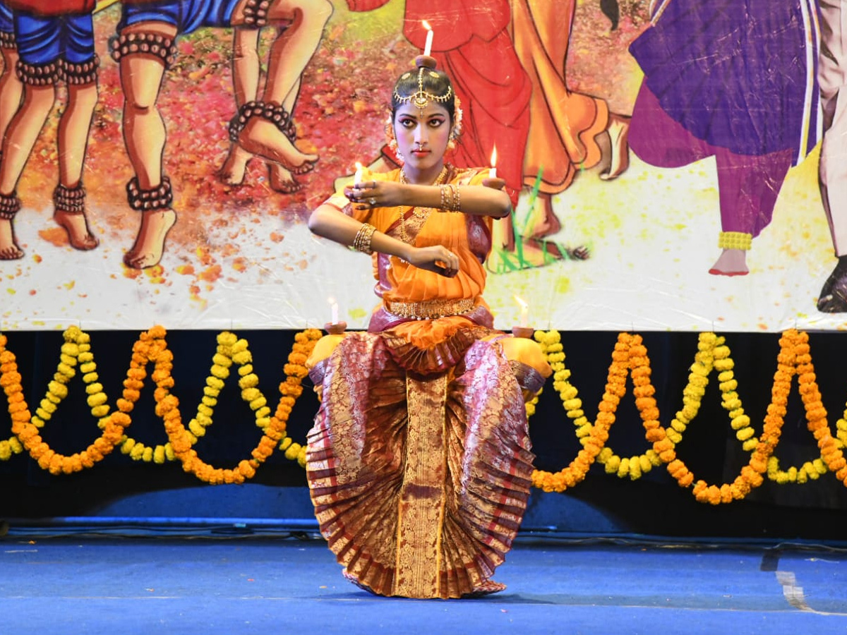 Jagananna Swarnotsava Samskruthika Sambaralu at Visakhapatnam Photos - Sakshi10