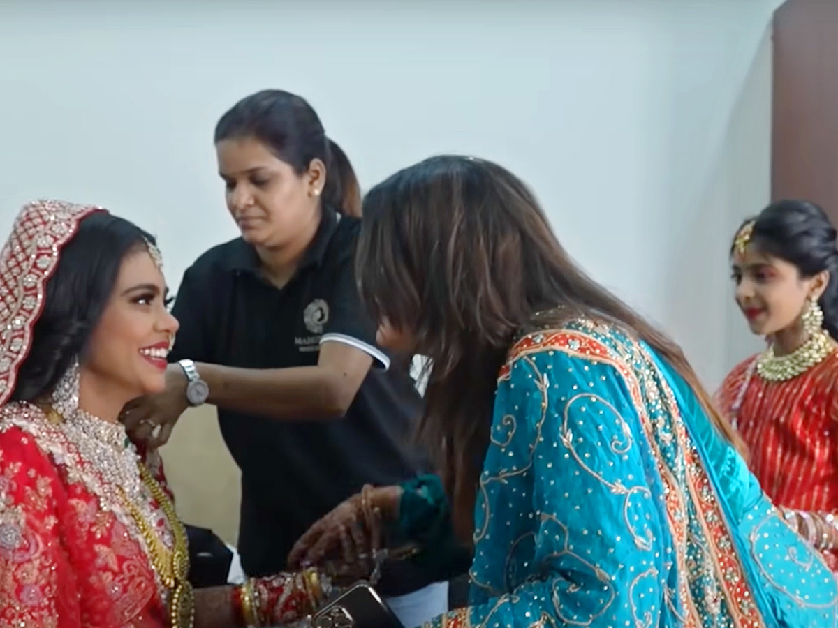 Comedian Ali Wife Zubeda Ali Shares Daughter Fatima Wedding Video - Sakshi18