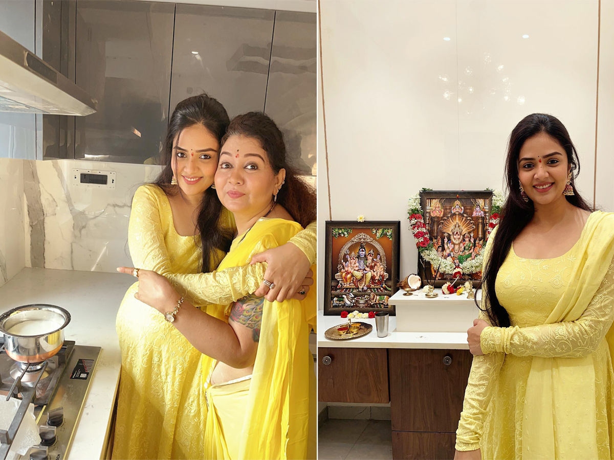 Anchor Srimukhi New House Warming ceremony Photos - Sakshi1