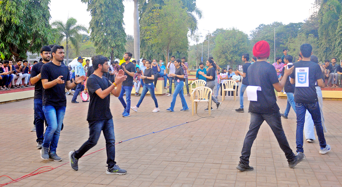 DJ Music And Dance Night Show In Nit Auditorium at Warangal - Sakshi5