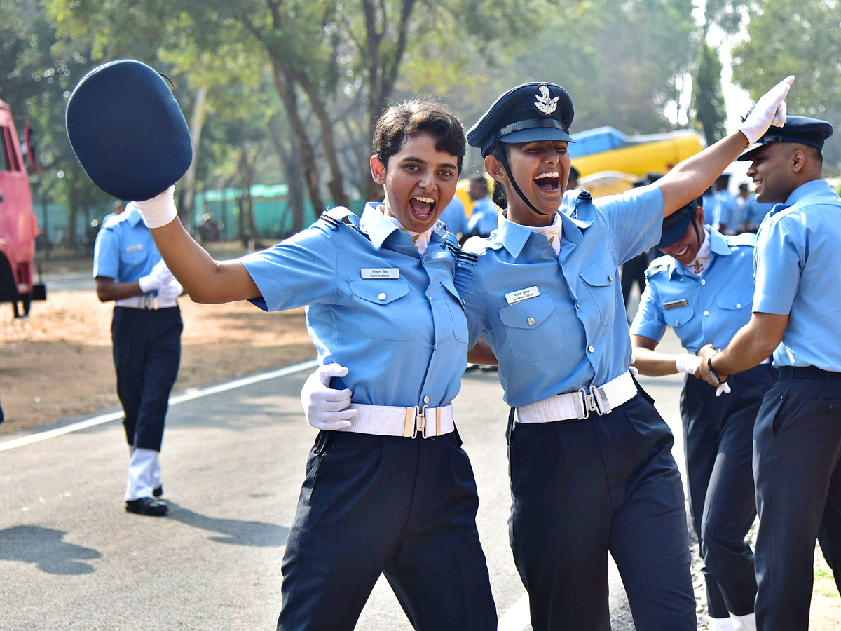 Air Show during Passing out Parade at Dundigal Photo Gallery - Sakshi4