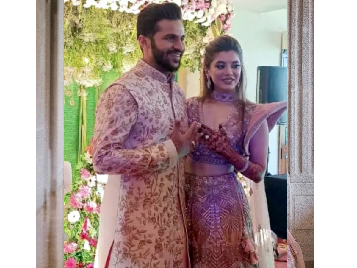 India fast bowler Shardul Thakur gets engaged Photos - Sakshi12