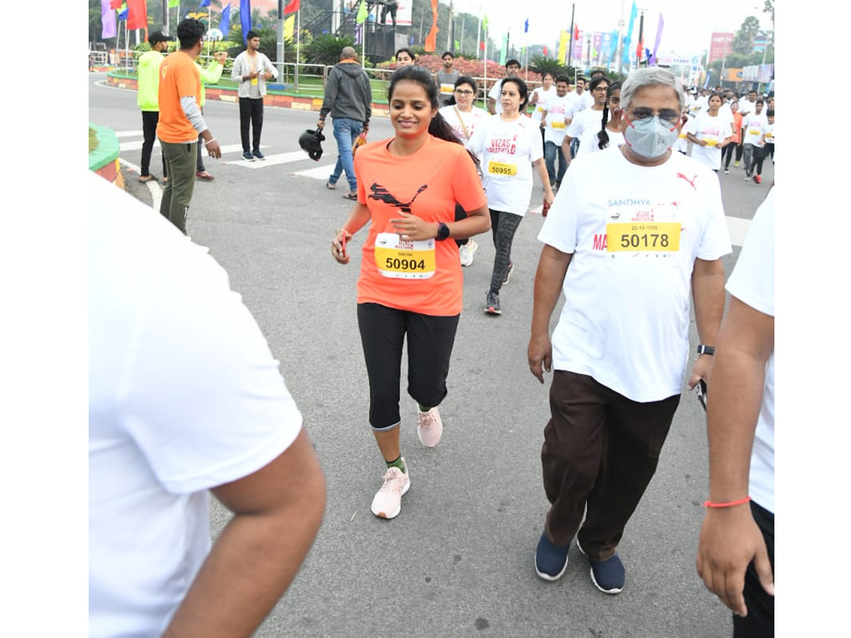 Marathon Run At Visakha Beach Road Photos - Sakshi20