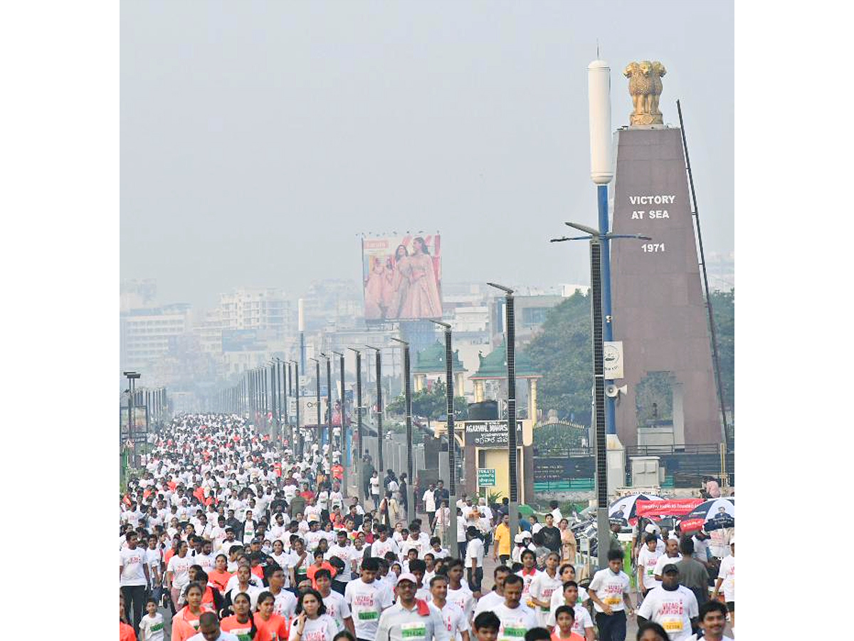 Marathon Run At Visakha Beach Road Photos - Sakshi7