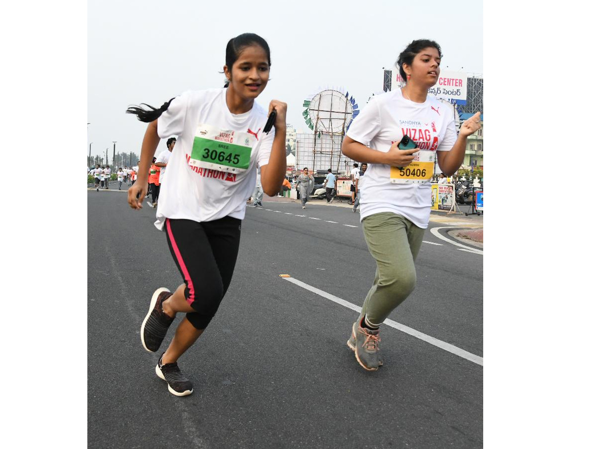 Marathon Run At Visakha Beach Road Photos - Sakshi9