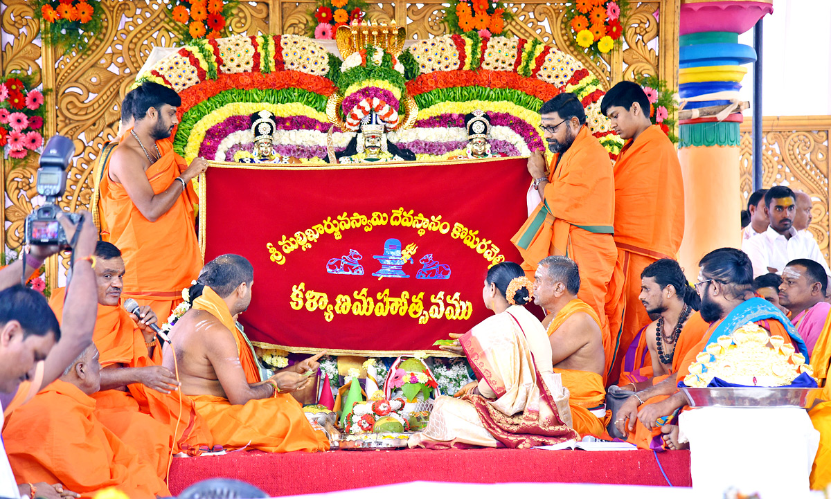 Komuravelli Mallikarjuna Swamy Kalyanam 2022 - Sakshi5